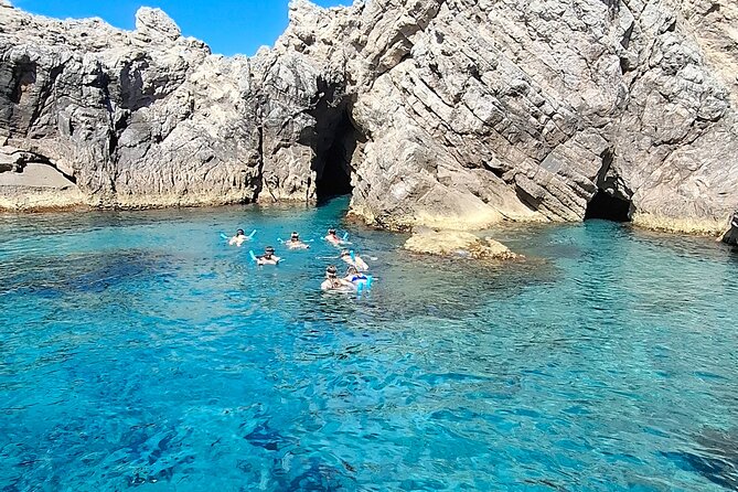 Blue & Green cave,Šunj beach - with drinks small group speedboat - Price check: does $78.64 feel fair for what you get?