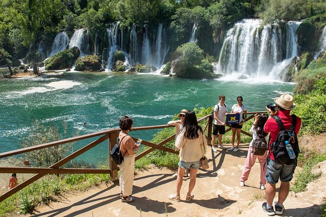 Day Trip to Mostar and Kravice (English-Español) - Mostar’s Old Bridge area: the guided story you’ll remember
