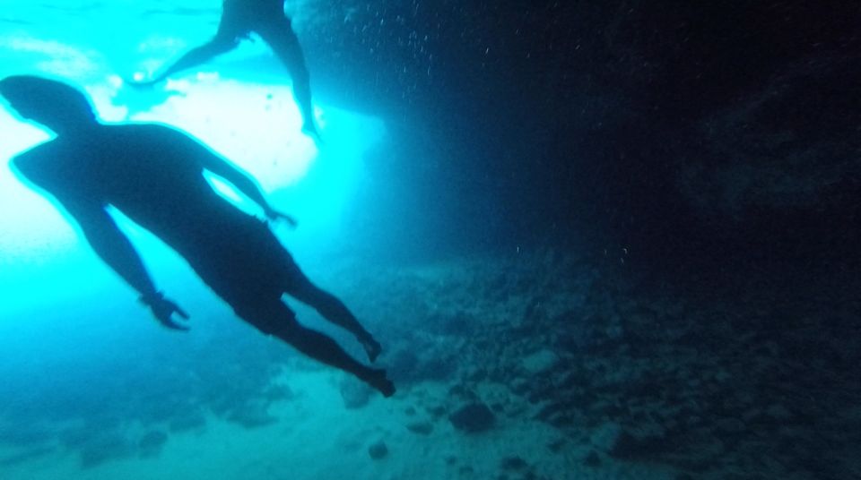 Dubrovnik: Blue Cave & Sunj Beach Boat Tour with Drinks - Snorkeling gear, drinks, and the small comforts that change the vibe