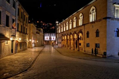 Dubrovnik By Night Walking Tour - Pile Square and Pile Bay: Where the Fort Stories Begin