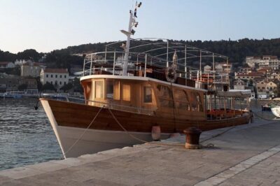 Dubrovnik Elafiti Islands Cruise with Lunch, Drinks and Pickup - Pickup, Meeting Point, And How Check-In Typically Feels