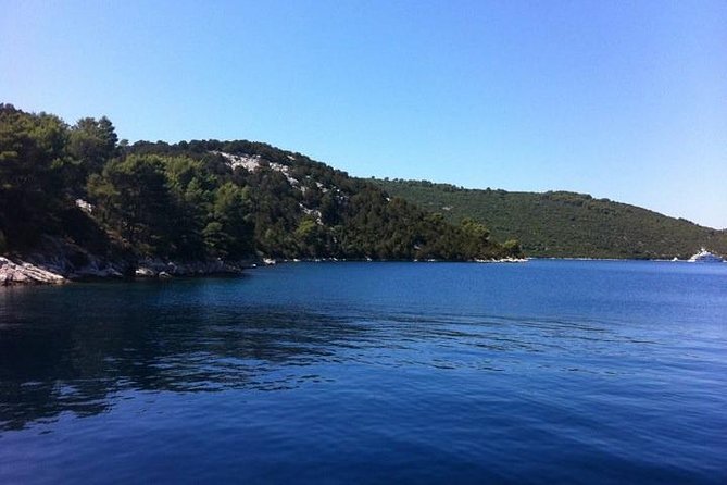 Dubrovnik Elafiti Islands Cruise with Lunch, Drinks and Pickup - Lunch On Board And Unlimited Drinks: Why This Is Better Than It Sounds