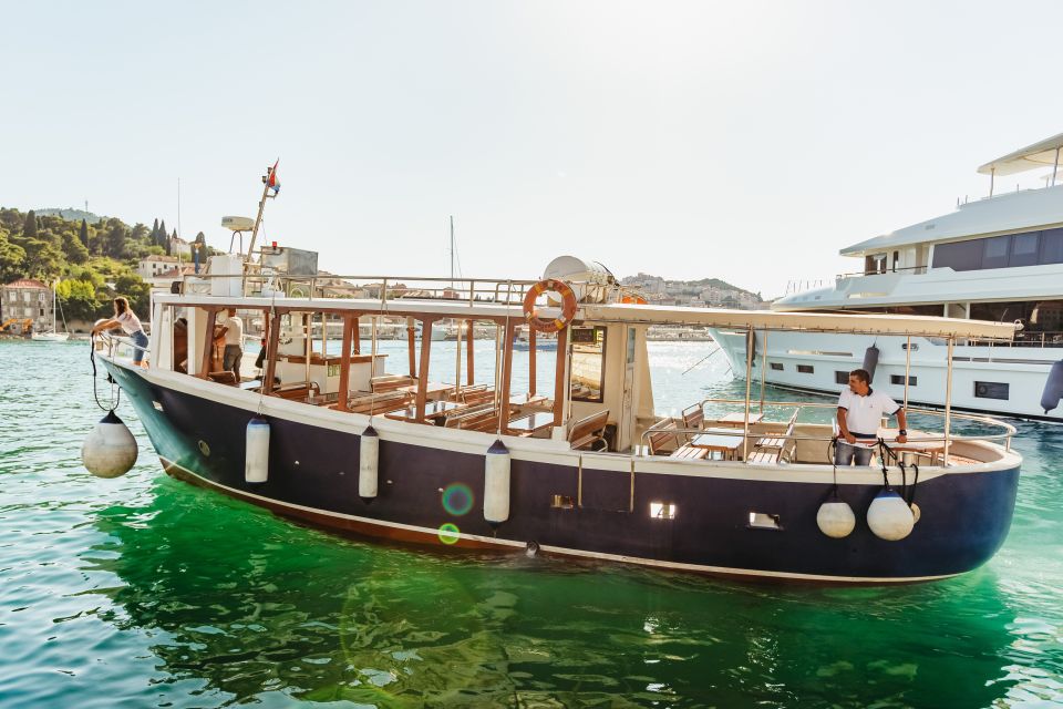 Dubrovnik: Elaphite Island Cruise w/ Drinks & Optional Lunch - Who should book this Elaphite Islands cruise?
