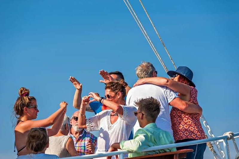 Dubrovnik: Elaphite Islands Cruise with Lunch and Drinks - Koločep (about 1 hour): a quick island fix with swim options
