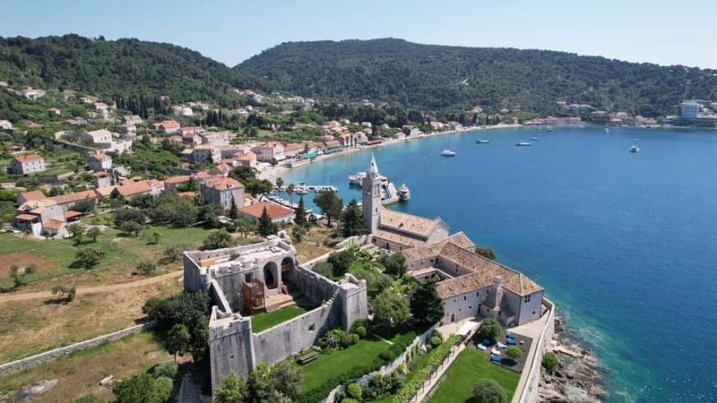 Dubrovnik: Elaphiti Islands Tour by Regina Maris with Lunch - Stepping Aboard Regina Maris: the comfort that makes the day work