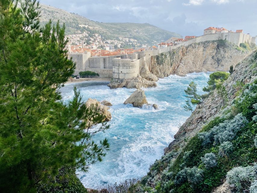 Dubrovnik: Epic Game of Thrones Tour + Lokrum & Saver Option - Meeting at Pile: How to Find Your Group Fast
