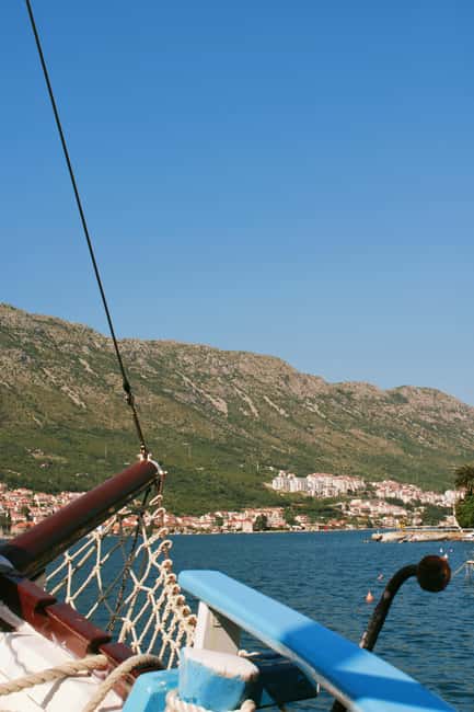 Dubrovnik: Full-Day Blue Cave & Elaphiti Islands Boat Tour - Koločep Island and Donje Čelo: Walk, Taste, and Float