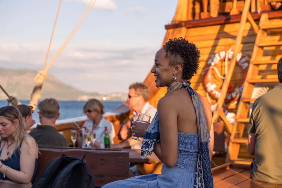 Dubrovnik: Galleon Sunset Cruise with a Live Guide & Drink - Who should book this galleon sunset cruise