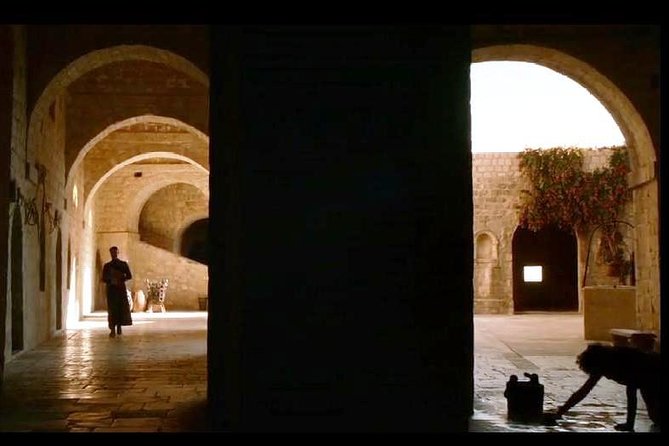 Dubrovnik: Game of Thrones Walking Tour - Replica Iron Throne Photo Stop: The End Point for Your Best Shot