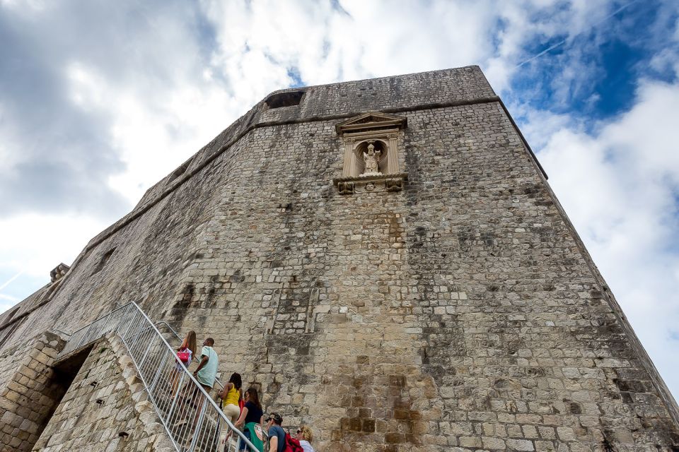 Dubrovnik: Game of Thrones&Lokrum Island Walking Tour - Rector’s Palace and the Old Port: Where Politics Meets Setting