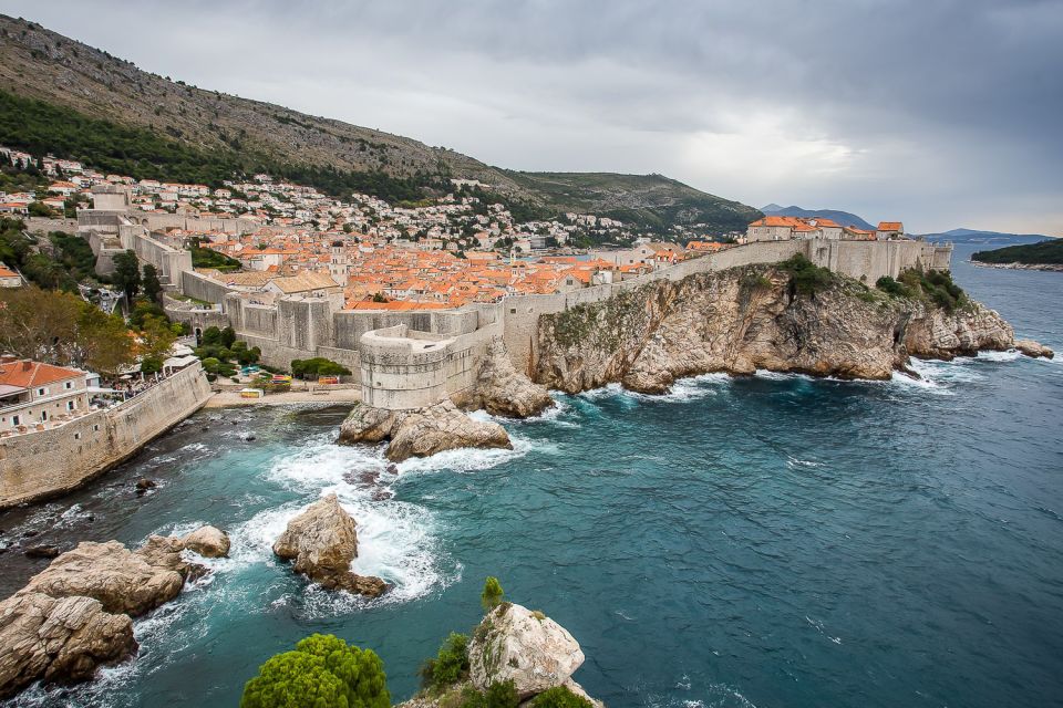 Dubrovnik: Game of Thrones&Lokrum Island Walking Tour - Take the Ferry to Lokrum Island: Nature Plus Show Lore
