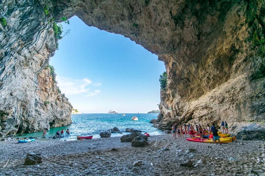 Dubrovnik: Guided Sunset Sea Kayaking with Snacks and Wine - Lokrum Island Vantage Point: Wine Time With the Best Light