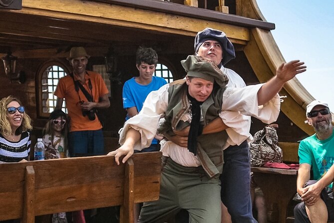 Dubrovnik Panoramic Cruise on a Wooden Galleon with a Live Show - Meeting at Porat Dubrovnik: Timing Is Everything
