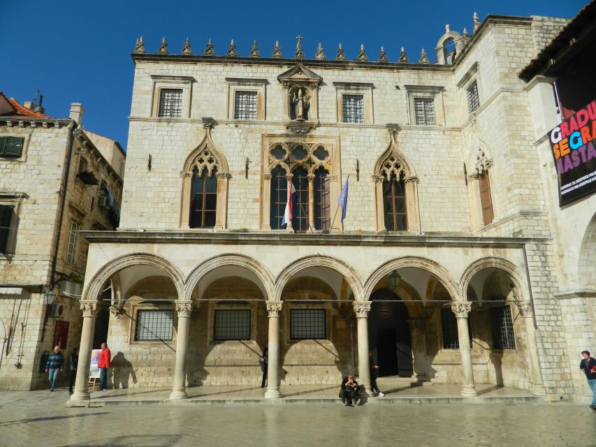 Dubrovnik: Panoramic Ride and Old Town Guided Walking Tour - The Old Town walk from Pile Gate: structure through a UNESCO maze
