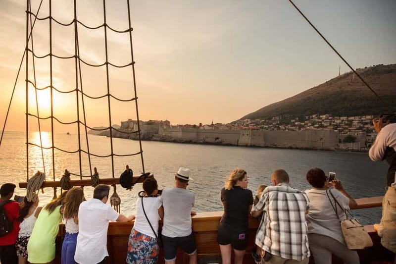 Dubrovnik: Panoramic Sunset Cruise on Karaka Ship - Who this Dubrovnik Karaka sunset cruise fits best