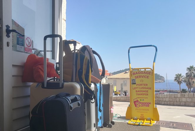 Dubrovnik Porter Service – Old Town No Stairs, Licensed Access - Komarda start point, and how pickup/drop-off actually works