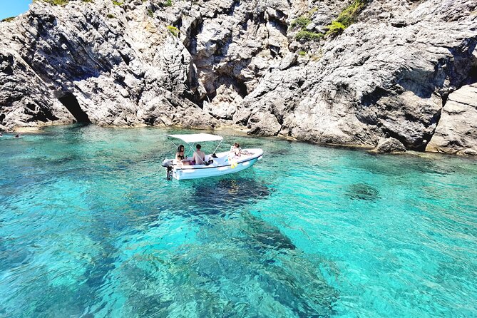 Dubrovnik Self-Drive Boat Rental for up to 6 People - Dubrovnik Self-Drive Boat Rental: what you’re really buying