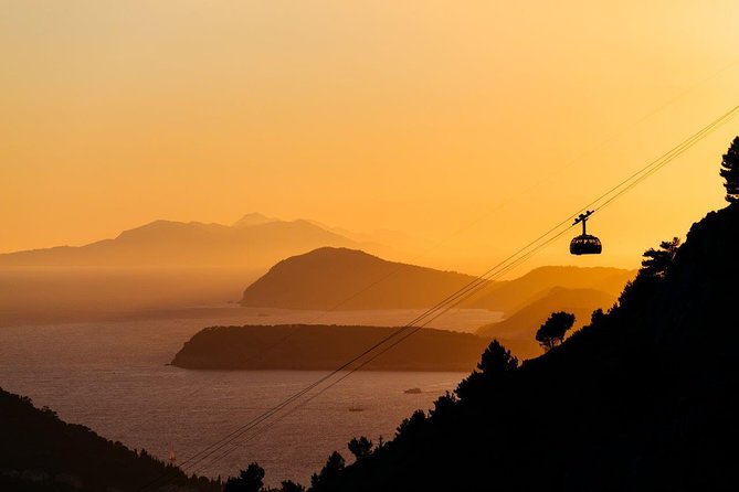 Dubrovnik Shore Excursion: Explore Dubrovnik by Cable Car (ticket included) - Stradun and Sponza area: the main street where you can actually orient yourself