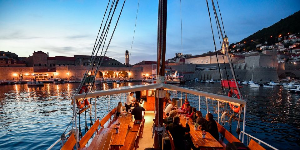 Dubrovnik: Sunset Dinner Cruise around the Old Town - What Dinner Cruise Time Feels Like: Snacks First, Then Popara at Sunset