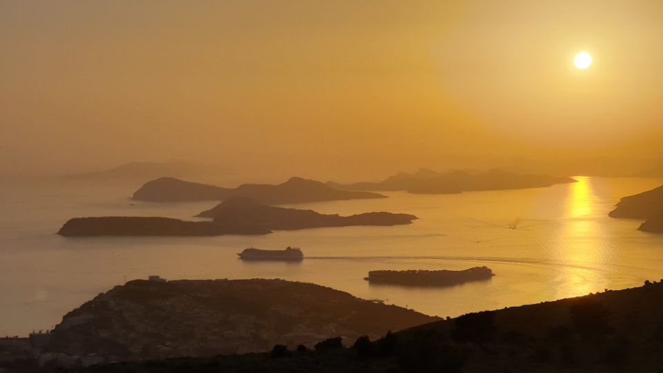 Dubrovnik: Sunset Panorama Tour with Glass of Wine - Should you book this Dubrovnik sunset panorama tour?