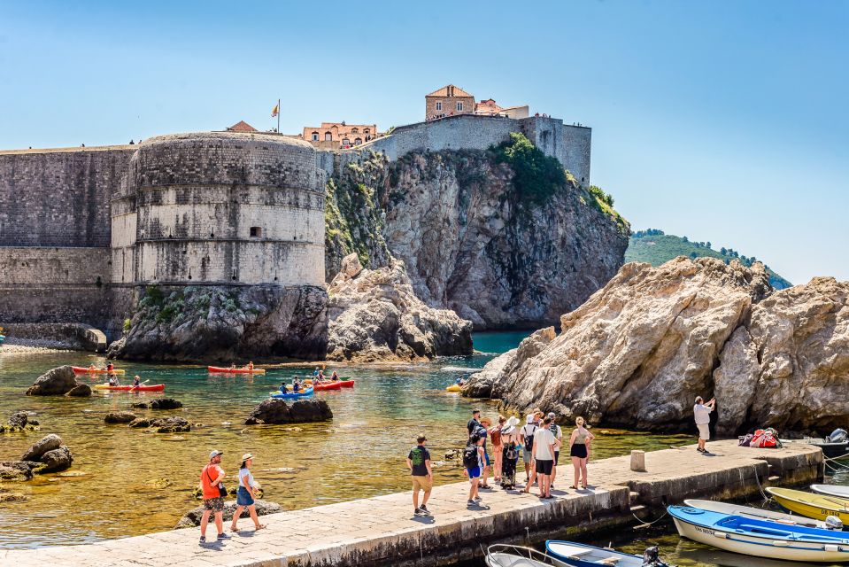 Dubrovnik: The Original Game of Thrones Tour & Lokrum Option - Iron Throne Photos: The Replica Moment vs Lokrum’s Official Throne
