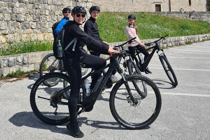 E-Bike Tour + Gourmet Snack + Wine Tasting (Small Group) - Quick Highlights You’ll Care About