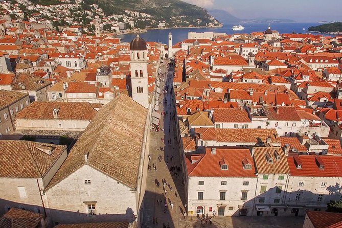 Early Bird Dubrovnik History Tour – 7:30 Start - Lovrjenac Fortress and the Pile Gate area: walls, sea, and daily life