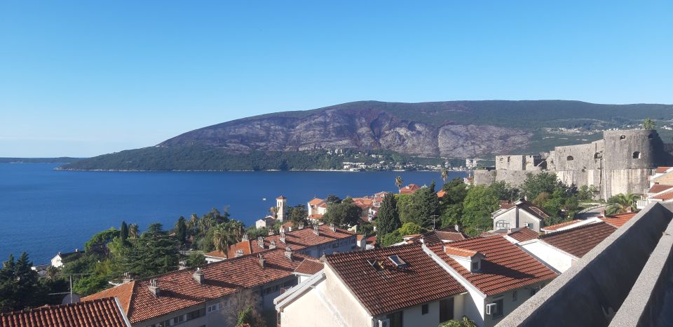 From Dubrovnik: Perast, Kotor & Budva Small-Group Day Trip - The day starts early: pickup, border crossing, and why it matters