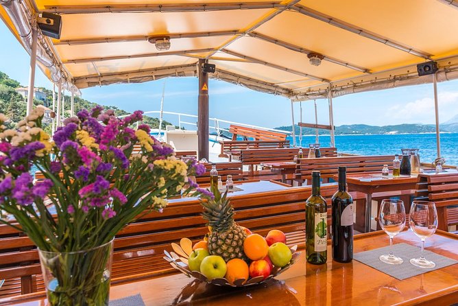 Full-Day Dubrovnik Elaphite Islands Cruise with Lunch and Drinks - Meeting point and timing: where you start and how to not miss it