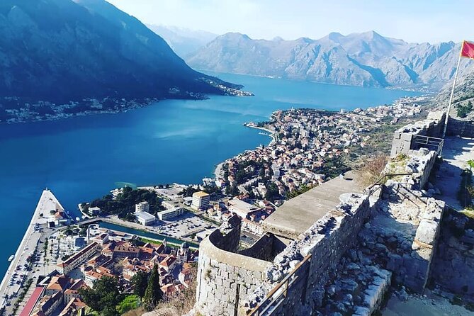 Full-Day Group Tour of Montenegro Coast from Dubrovnik - Guides: the difference between scripted history and helpful direction