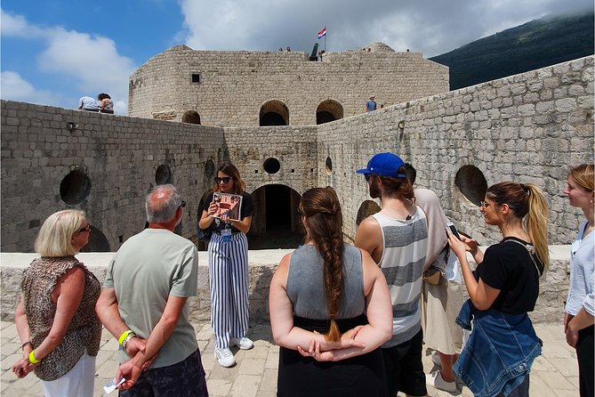 Game of Thrones and Iron Throne tour in Dubrovnik - Brsalje Street and Amerling Fountain: The GoT Setup Before You Climb Anywhere