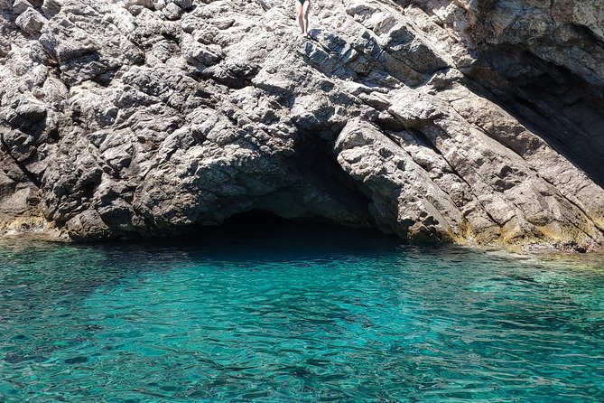 Half-Day Best Beaches & Bays Private Speed Boat Tour - Kolocep Island: Caves and Cliff Jumping (Where the Adventure Shows Up)