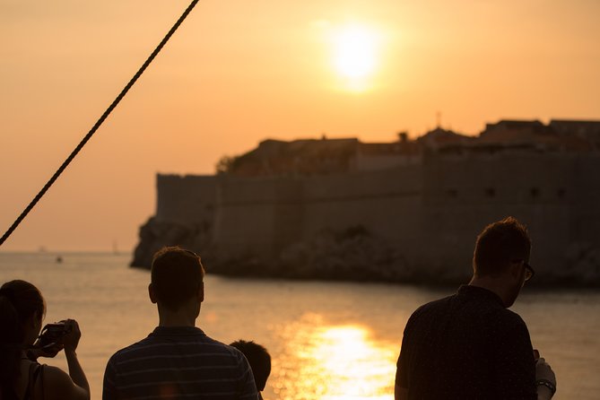 Karaka - The Best Dubrovnik Sunset Cruise (adults only) - Comfort on board: air-conditioned saloons and room to move
