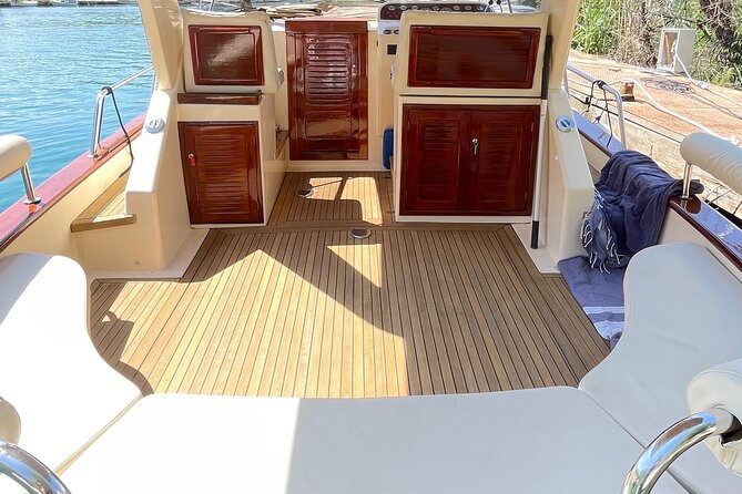 Luxury Private Boat Tour to Elaphiti Islands - Value check: $862.86 for up to 6 and what that really covers