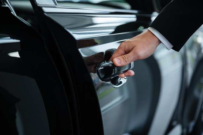 Luxury private transfer: Dubrovnik airport to Dubrovnik - Price and Value: What $46.77 Per Person Really Buys You