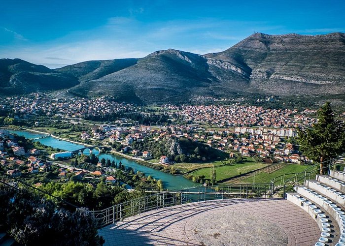 Montenegro & Bosnia in 1day: 2 Countries Day Tour from Dubrovnik - Price and Value: What You’re Paying For at $204.46
