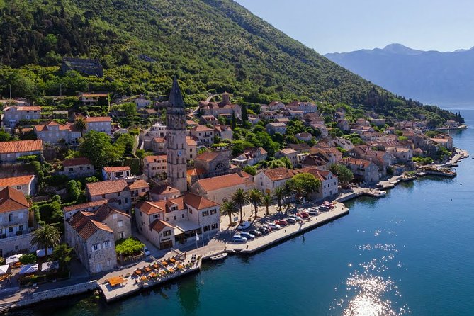 Montenegro Coast Small Group Excursion - Guides on board: information that matches the route