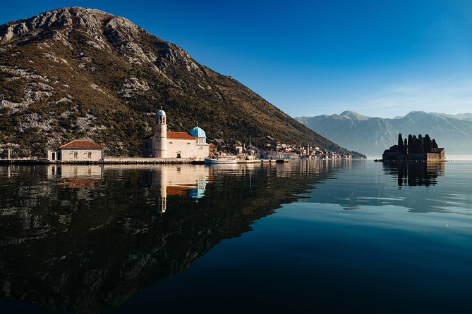 Montenegro Full-Day Trip from Dubrovnik with Optional Boat Trip - Kotor Old Town: narrow streets, Square of Arms, and optional castle steps