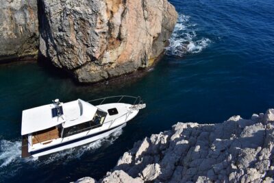 Private boat tour - caves, snorkeling, bays and beaches - Blue Cave First: What the Early Start Changes for Your Day