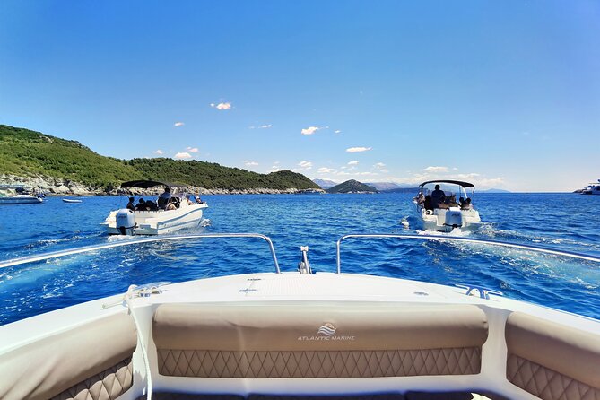 Private boat Tour - Dubrovnik Old Town and Elaphite islands - Drinks on board and the comfort details that matter in the sun