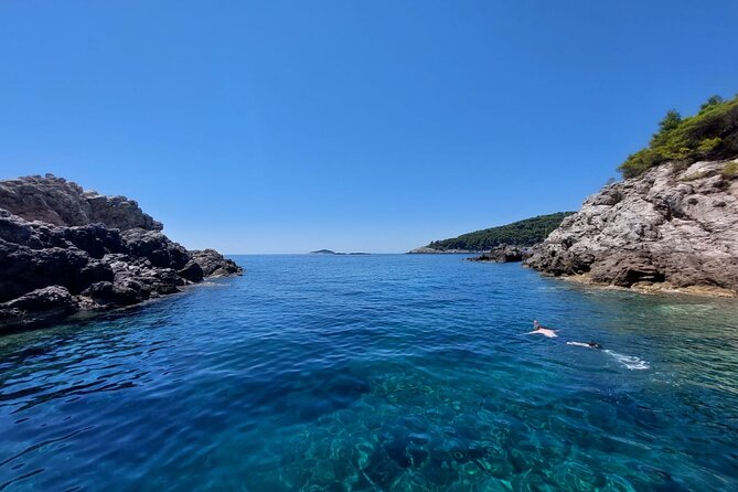 Private boat tour- explore the islands, find hidden caves and try snorkelling - Pickup, Mobile Tickets, and Getting There Without Stress