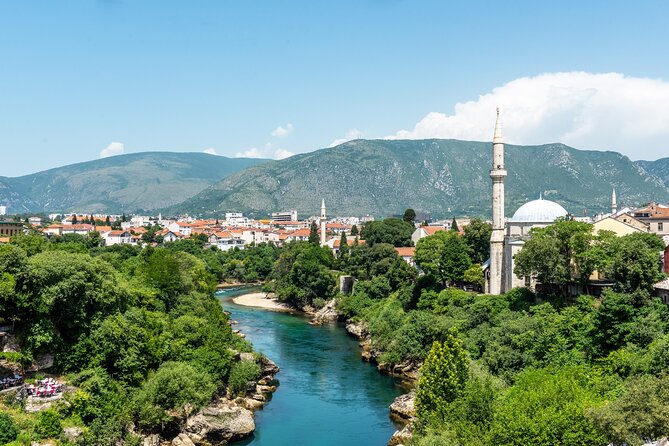 Private Tour to Mostar and Kravice Waterfalls from Dubrovnik - Lunch and Local Treats: How to Eat Well Without Blowing the Schedule