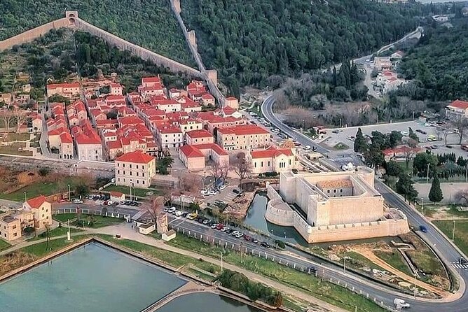 Ston Tour: City Walls, Saltworks, Wine & Adriatic Seafood - Ston City Walls: 5.5 km of defense tied to salt