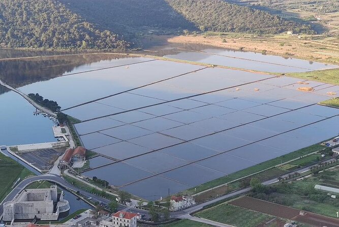 Ston Tour: City Walls, Saltworks, Wine & Adriatic Seafood - Seosko domaćinstvo Ficović: the long seafood stop that feels like local life