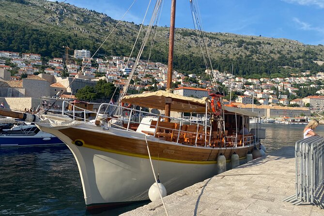 Sunset Cruise | Cocktail Experience on Board around Dubrovnik - Where you meet and what boarding feels like