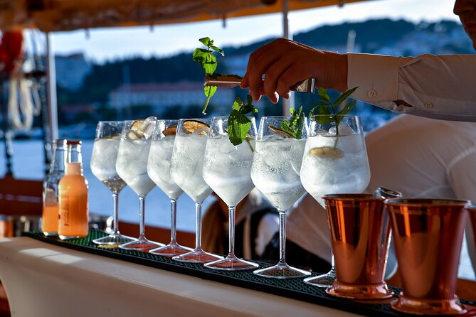 Sunset Cruise | Cocktail Experience on Board around Dubrovnik - Timing, photo chances, and why where you sit matters